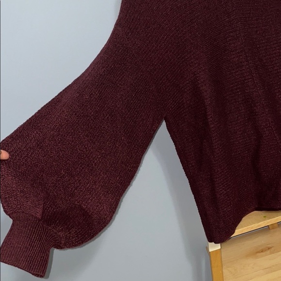 1 State Maroon balloon sleeve sweater size med - Picture 5 of 7